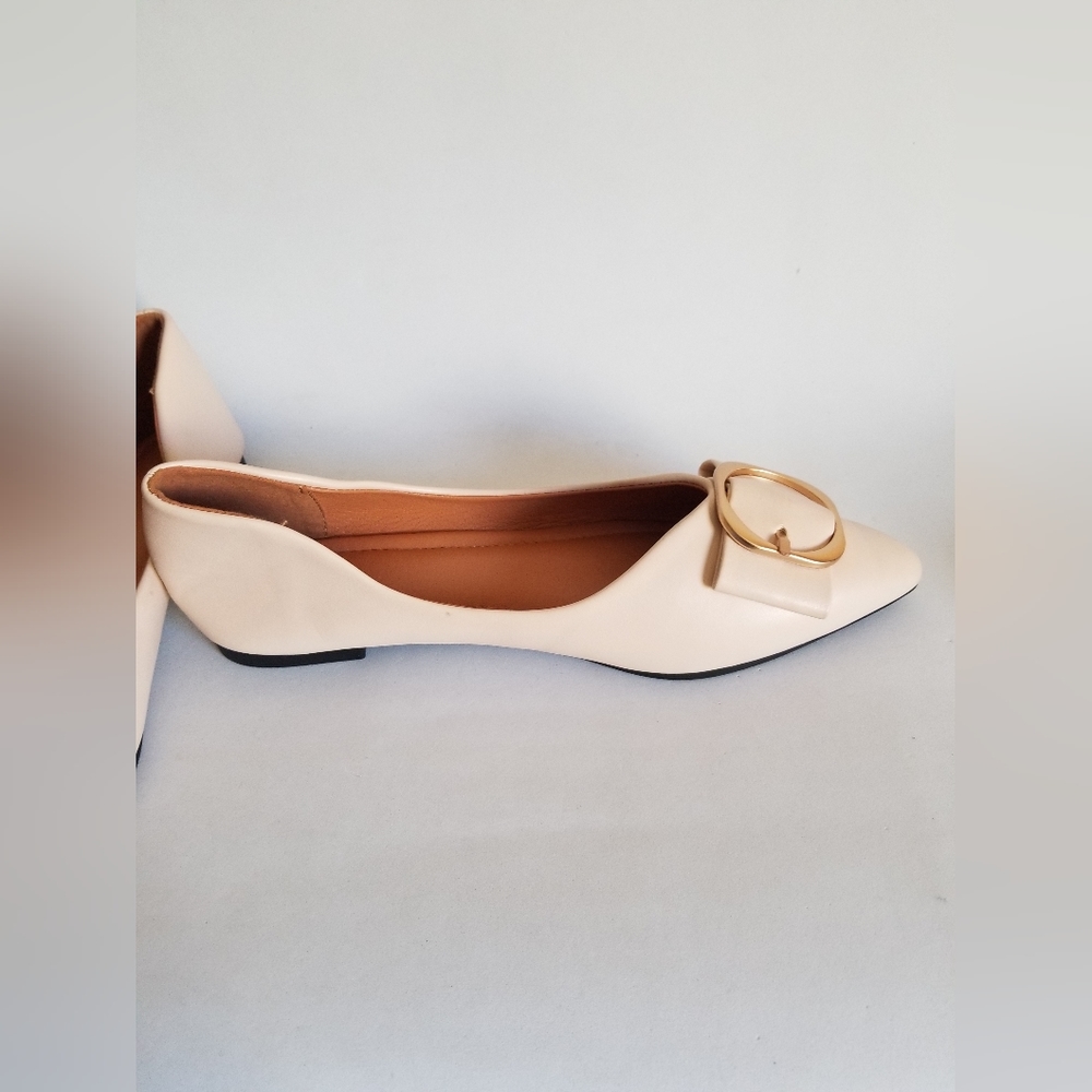 Women's unbranded european ballet flats light tan nude Sz8.5M pointed toe - Picture 4 of 16